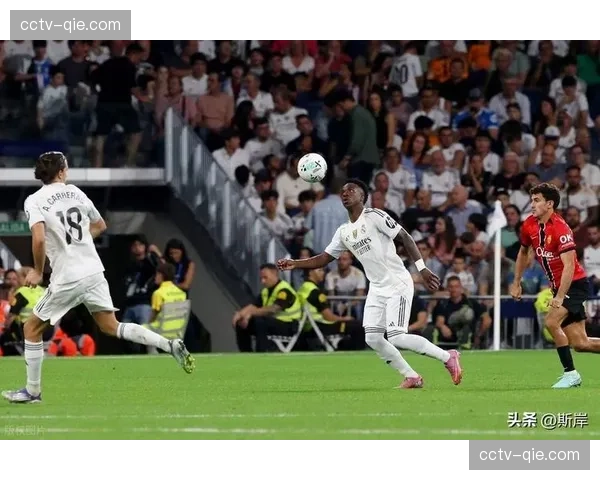 VAR判罚再引争议，皇马vs本菲卡关键进球被吹毫厘之间
