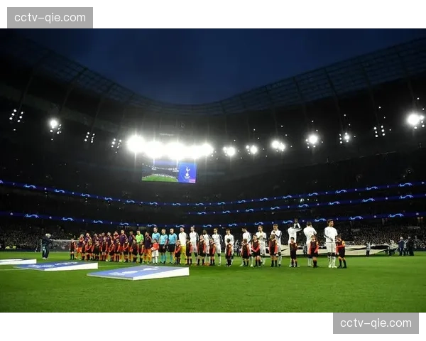 欧冠主题公园在伦敦开幕,吸引全球数千名青少年参与体验 欧冠主题公园在伦敦开幕,吸引全球数千名青少年参与体验