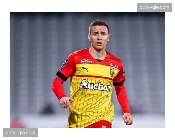 whoscored评分：朗斯中场弗兰科夫斯基获满分10分