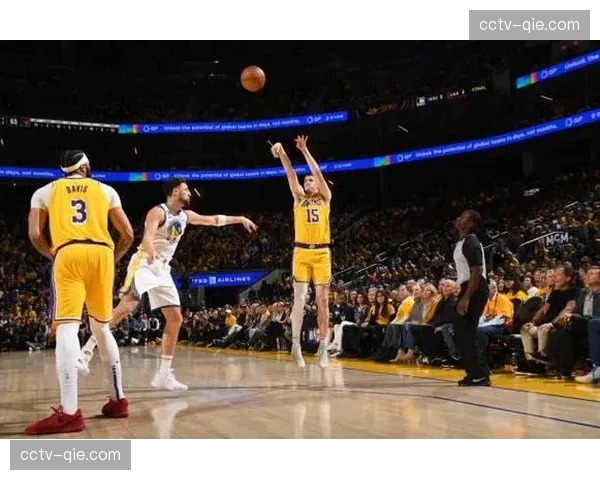 ESPN数据分析：四月联盟整体进攻效率环比下降，防守强度普遍上升